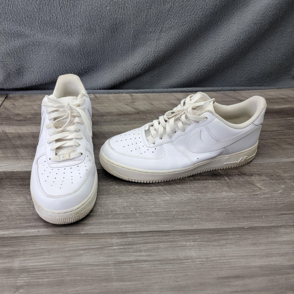 Nike Air Force 1 Shoes Mens Size 11 Low Top Leather Classic 315122-111